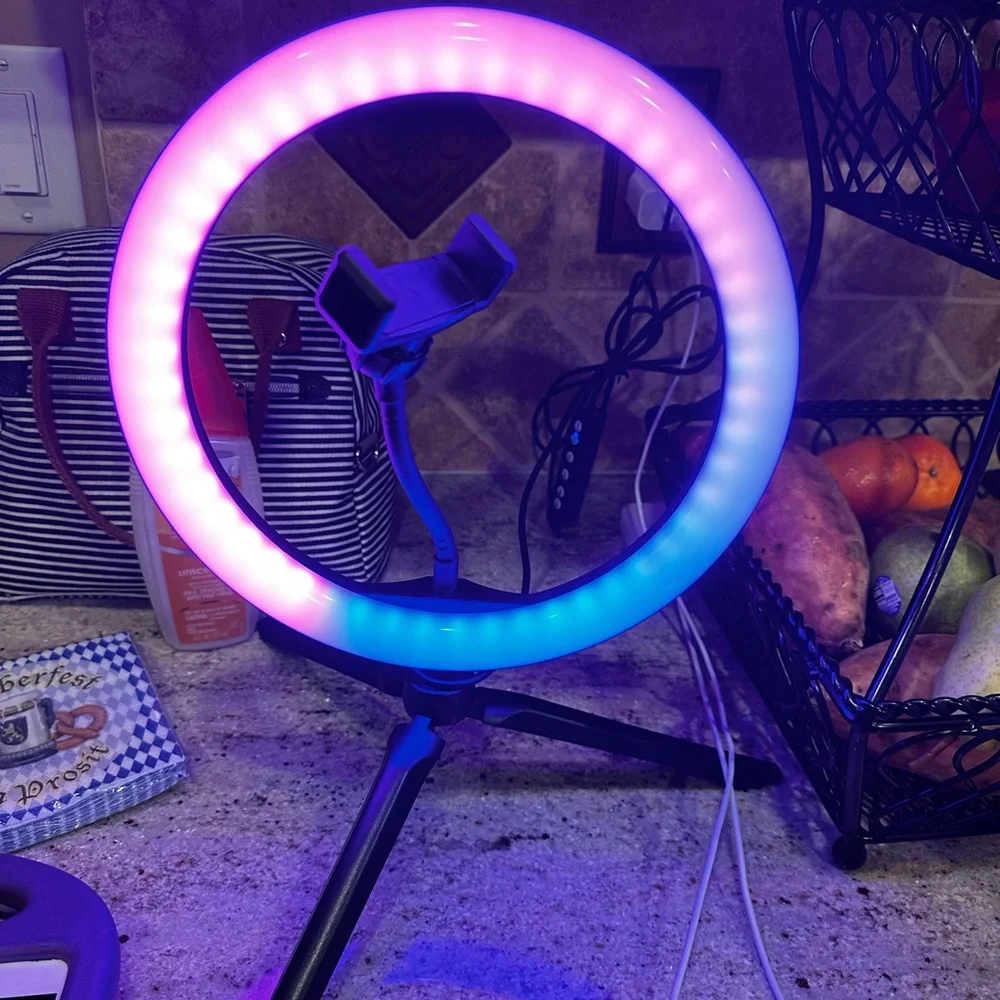 Vivitar LED light ring for streaming